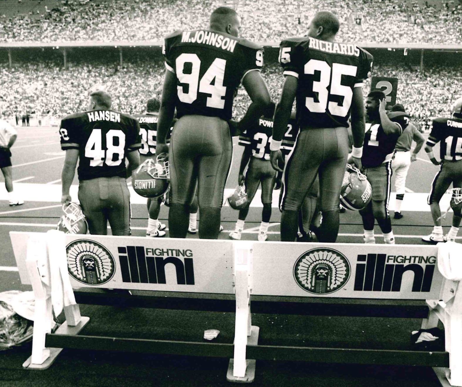 Sideline bench
